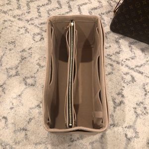Louis Vuitton Neverfull GM organizer